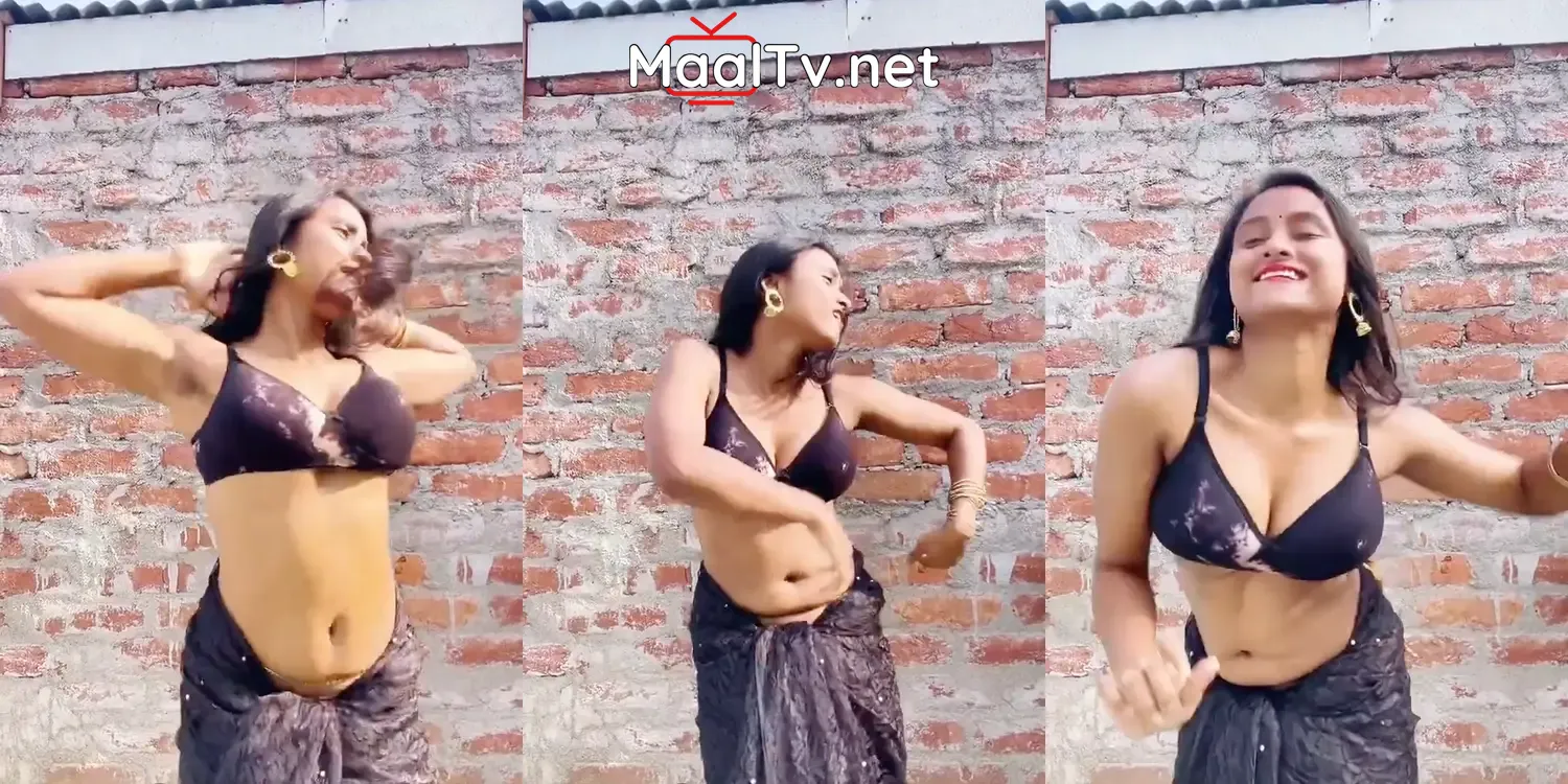 Desi girl dancing erotically for extra views