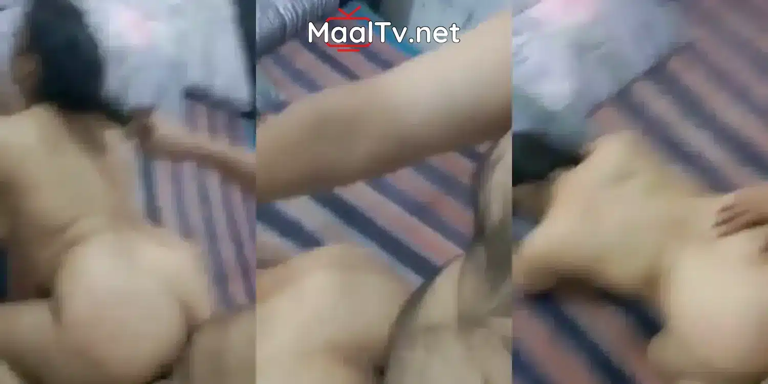 Hardcore dehati chudai of a lady in the doggy style